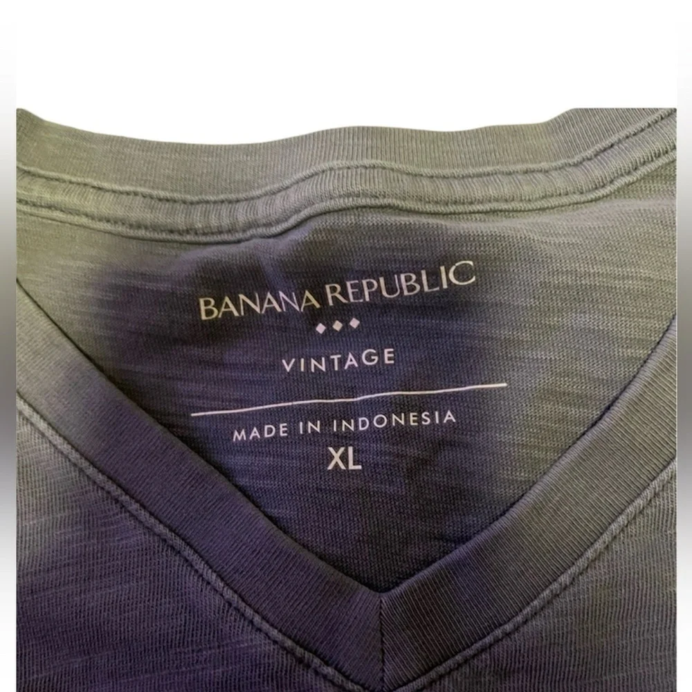 Banana Republic “VINTAGE” Fit Men’s  size XL! Gently Used